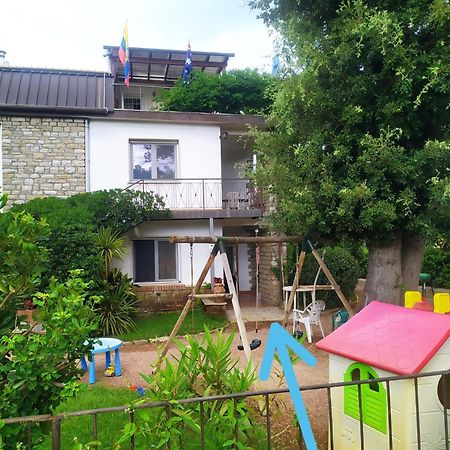 Casa Furrer Aparthotel Tirrenia Exterior photo
